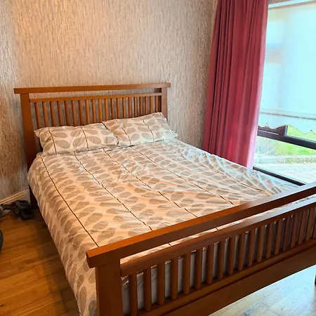 3 Bedroom Townhouse In Great Location