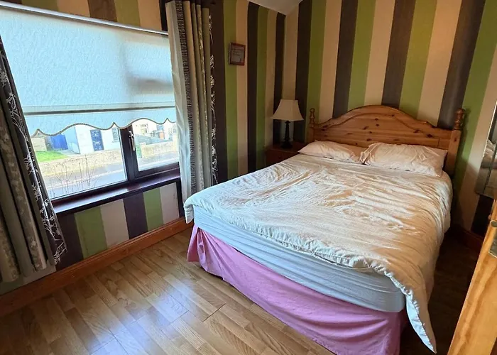 Hébergement de vacances 3 Bedroom Townhouse In Great Location *