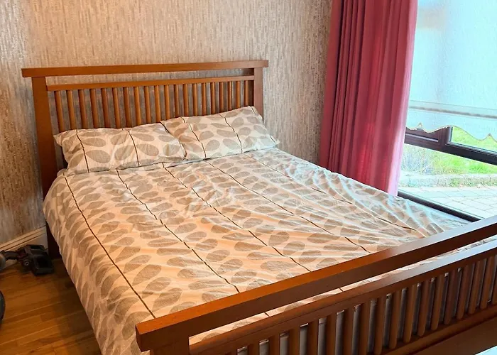 3 Bedroom Townhouse In Great Location